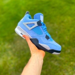 Jordan 4 University Blue